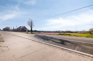 Op een strategisch gelegen perceel van ca. 45 are bieden wij deze interessante projectgrond bestaande uit 8 bouwpercelen aan.In Hartje Halle.De...