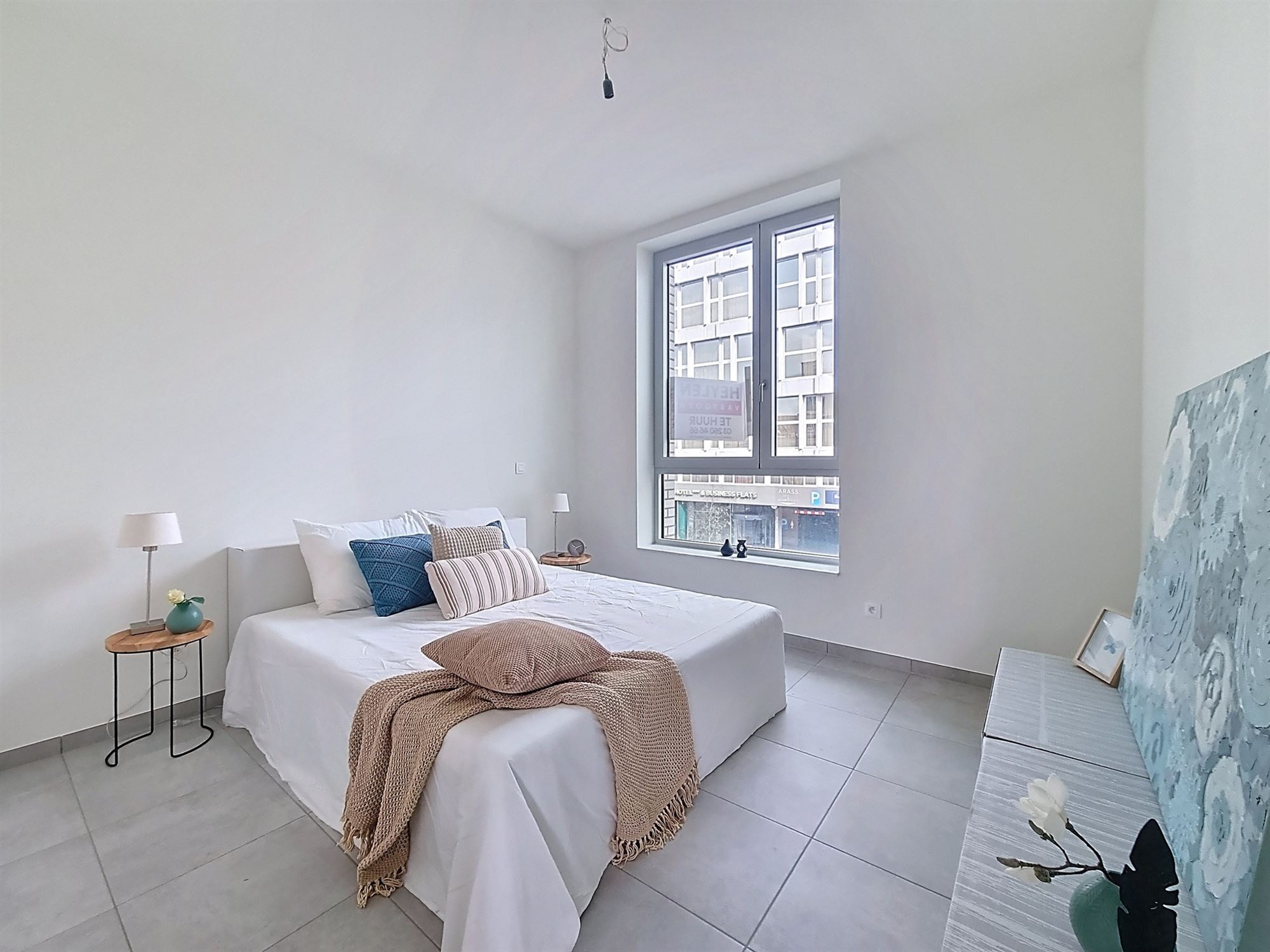 KNAP APP. MET 2 SLKS + TERRAS OP EEN TOPLOCATIE IN ANTWERPEN - foto 1