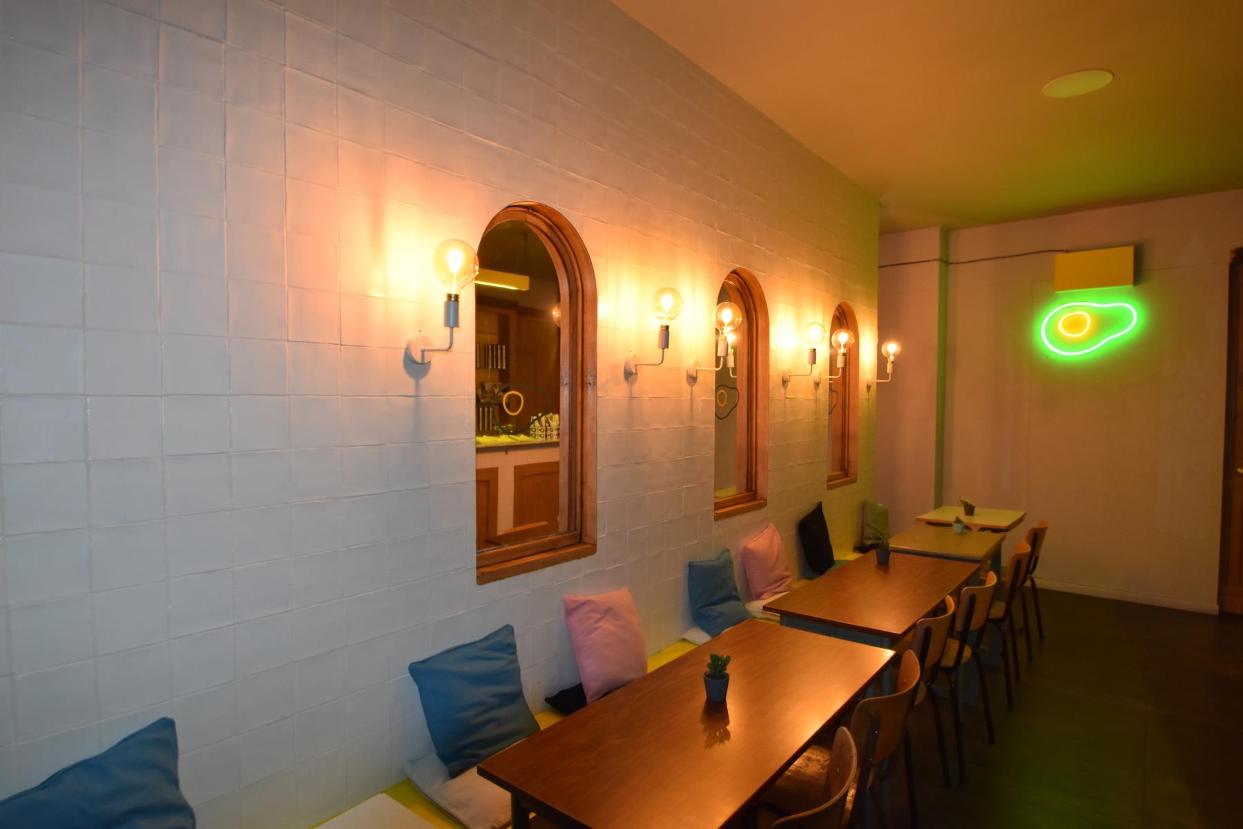 ANTWERPEN - Schitterend gelegen handelsgelijkvloers  - foto 5