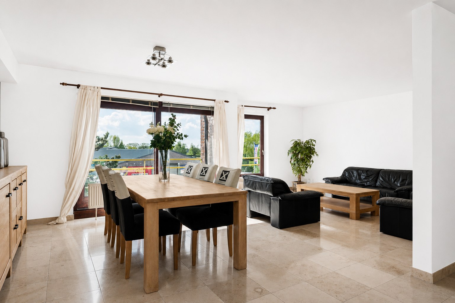 Appartement spacieux et lumineux avec 3 chambres ! - photo 4