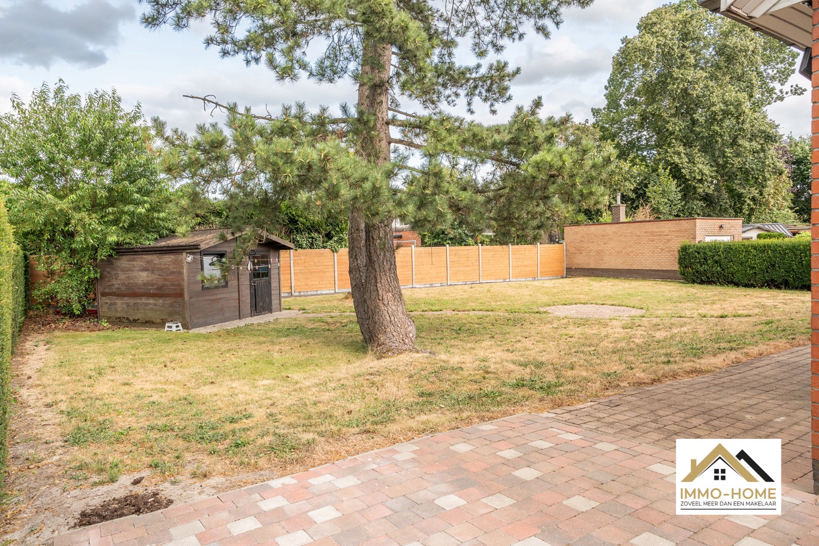 Vrijstaande bungalow met een ruime grond op een topligging! - foto 5