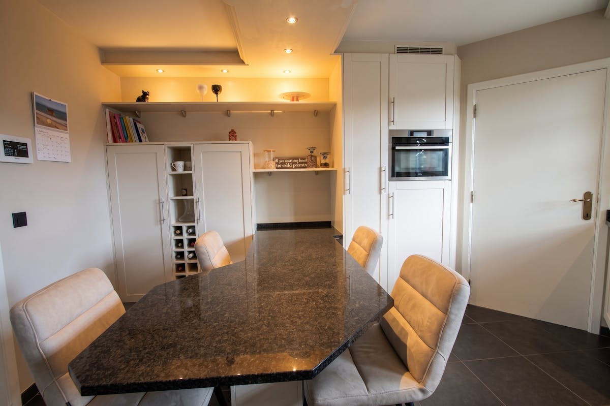 Landelijk gelegen huis met 4 slaapkamers nabij centrum Reppel  - foto 5