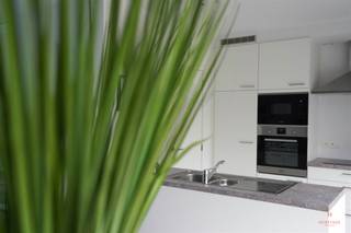 Newly built house in child-friendly new neighborhood in Eeklo This recent house is located in the Alfons Coppietersstraat in Eeklo, in a completely...