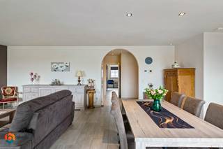 Op een uitstekende locatie te Putte bevindt zich dit prachtig appartement met ondergrondse staanplaats en berging. Het appartement is gelegen op...