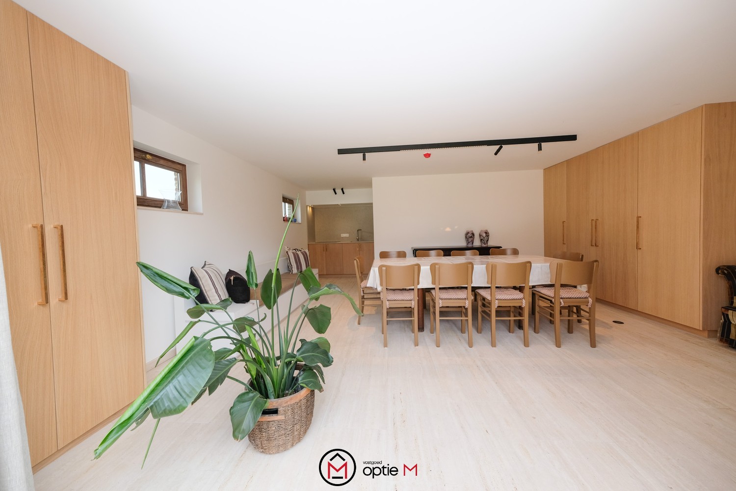 VOLLEDIG GEMEUBELDE WONING IN GROENE OASE - foto 4