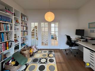 Gezellige instapklare woning met 3 slaapkamers!Deze woning met authentieke elementen bevindt zich in een rustige woonwijk.Van hieruit heeft u een...