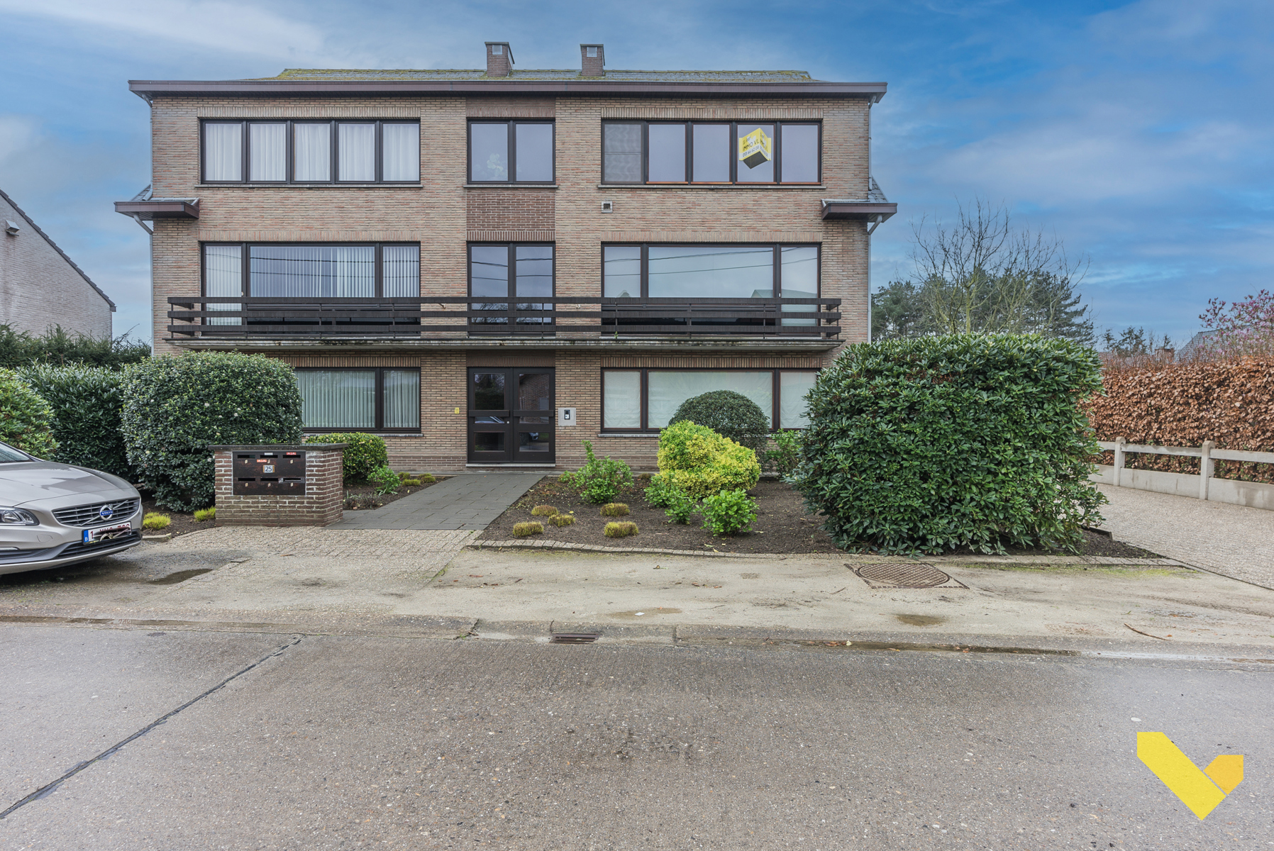 Lichtrijk instapklaar appartement met centrale ligging. - foto 3