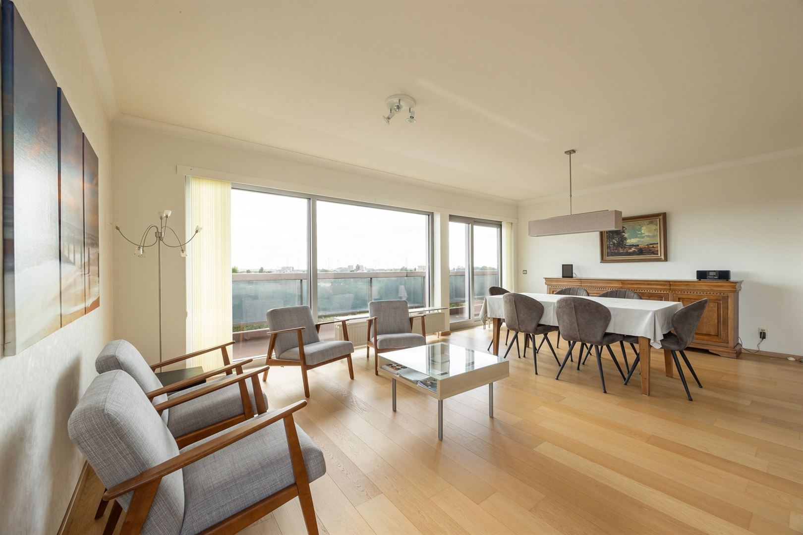Panoramisch hoekappartement met 2 slaapkamers en xl-garage - foto 5