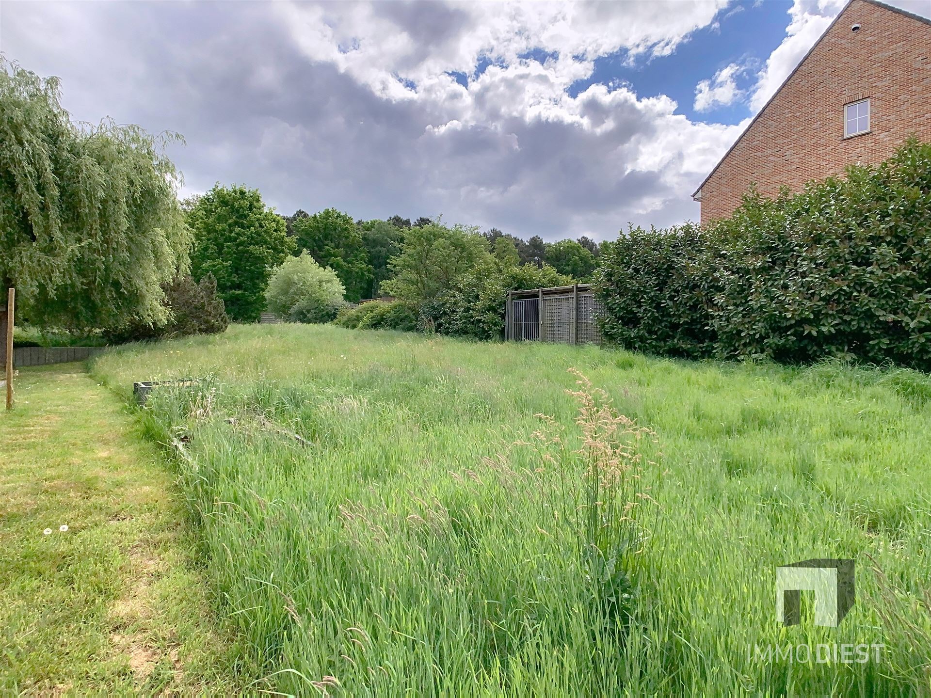 Nog te bouwen villa op knappe bouwgrond voor open bebouwing 18,66are - foto 5