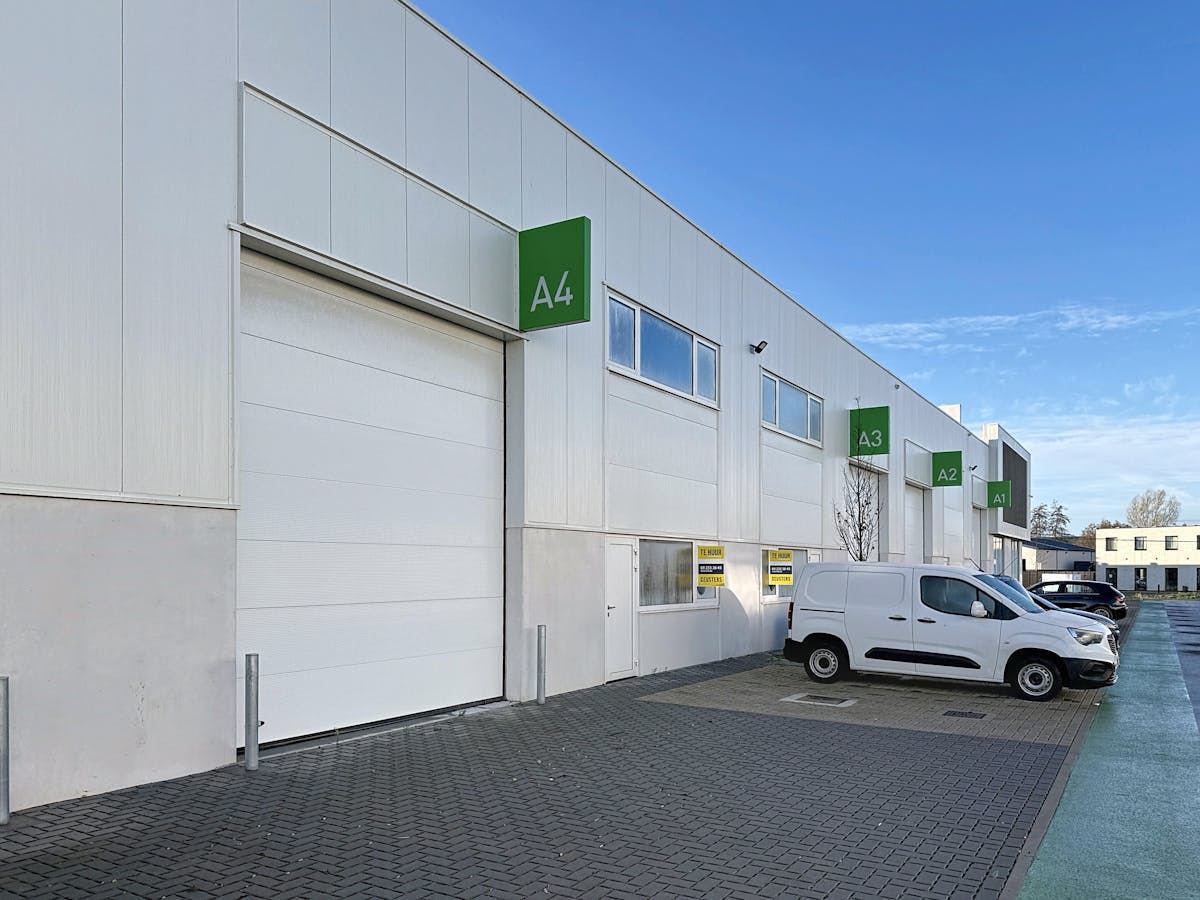 Unité PME récemment construite (216 m²) à louer à Evergem - photo 3
