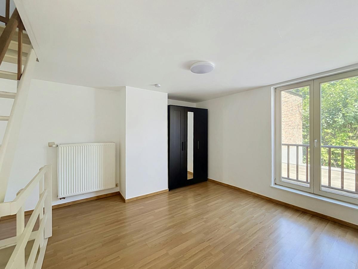 Ruime gezinswoning met 2 slaapkamers te huur in centrum Brugge - foto 5