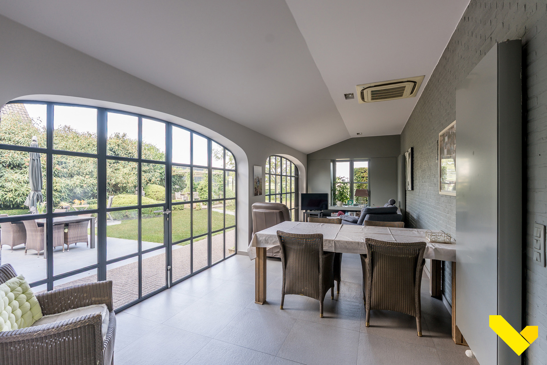 Royaal landhuis met prachtig uitzicht in groene omgeving. - foto 5