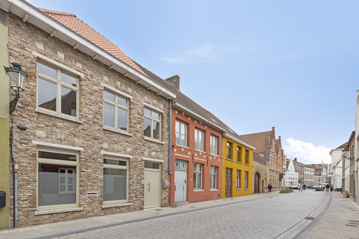 Polyvalent (handels)huis in het centrum van Brugge - foto 2