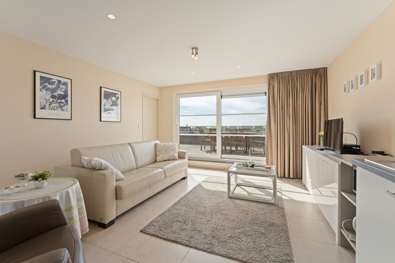 RECENT EN CENTRAAL GELEGEN PENTHOUSE APPARTEMENT MET 2 SLAAPKAMERS TE KOOP - foto 2