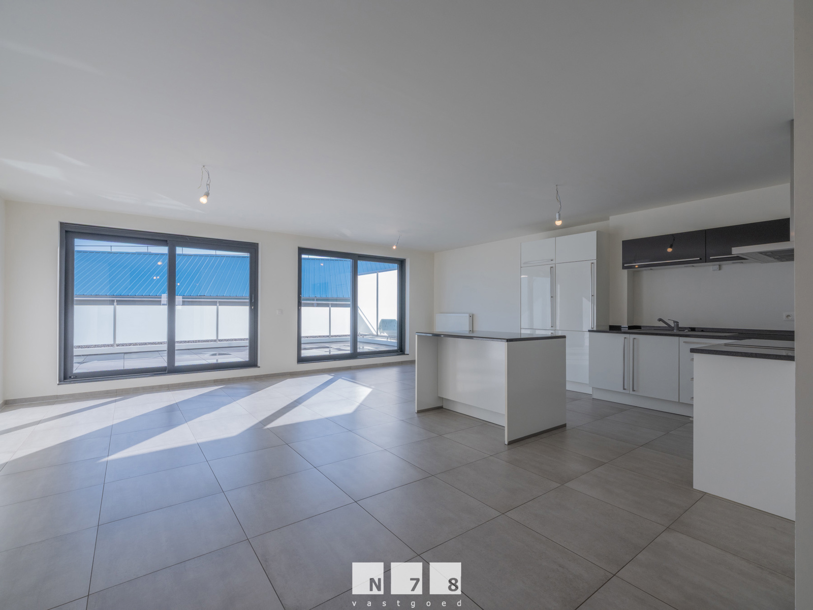 Apartment for rent in Maasmechelen with 2 bedrooms - photo 4