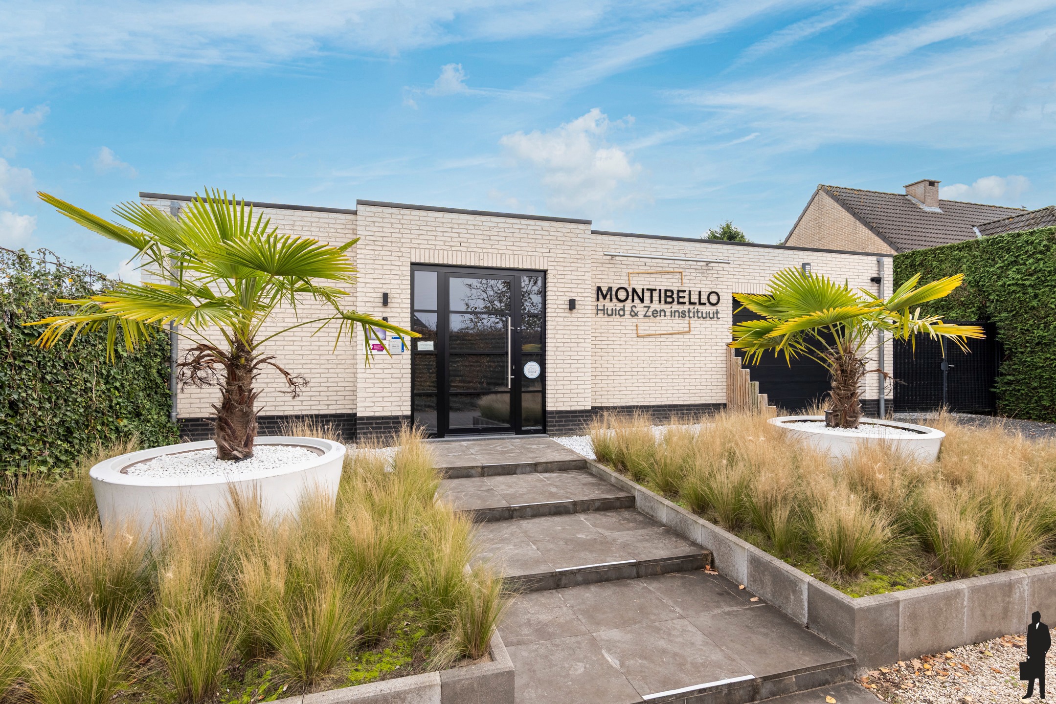 Ruime villa met zwembad en bijgebouw/salon/kantoor van 120m² - foto 2