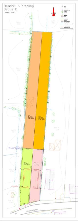 <p>Ruim perceel voor halfopen bebouwing te koop in een rustige straat nabij de dorpskern van Berlare.</p>

<p>Dit perceel biedt een uitstekende opportuniteit voor wie op zoek is naar bouwgrond in een residentiële omgeving met een vlotte bereikbaarheid. De grote perceeloppervlakte laat toe om een comfortabele halfopen bebouwing te realiseren met voldoende buitenruimte en privacy. Dankzij de rustige ligging geniet u hier van een aangename woonomgeving, terwijl winkels, scholen en het centrum van Berlare zich op korte afstand bevinden. Ook het Donkmeer en de omliggende Scheldemeersen liggen vlakbij, ideaal voor wie houdt van natuur, wandelen en ontspanning. Een interessante kans om uw woonproject te realiseren op een aantrekkelijke locatie in Oost-Vlaanderen.</p>

<p> </p>

<p>Belangrijkste ruimtes:<br />• Ruim perceel geschikt voor het bouwen van een halfopen bebouwing<br />• Mogelijkheid tot het creëren van een tuin en terraszone<br />• Residentiële ligging in een rustige straat nabij het centrum</p>

<p>Troeven:<br />• Zeer groot perceel met mogelijkheden voor een ruime halfopen bebouwing<br />• Rustige straat op korte afstand van de dorpskern van Berlare<br />• Nabij Donkmeer en de Scheldemeersen voor natuur en recreatie</p>

<p>Neem vandaag nog contact op met je ERA-makelaar voor meer informatie. JOUW DROOMGROND. ZO GEVONDEN!</p>
