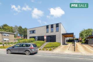 Kom deze woning ontdekken tijdens de Pre-sale op donderdag 18/06 tussen 17u30 en 19u, maak nu jouw afspraak!In het centrum van Anzegem, in een...