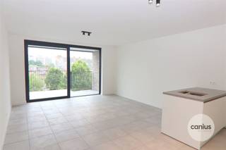 RECENT APPARTEMENT IN HARTJE HASSELT MET 1 SLK + TERRAS & PARKING Op wandelafstand van het stadscentrum van Hasselt, Hoofdstad van de Smaak treffen...