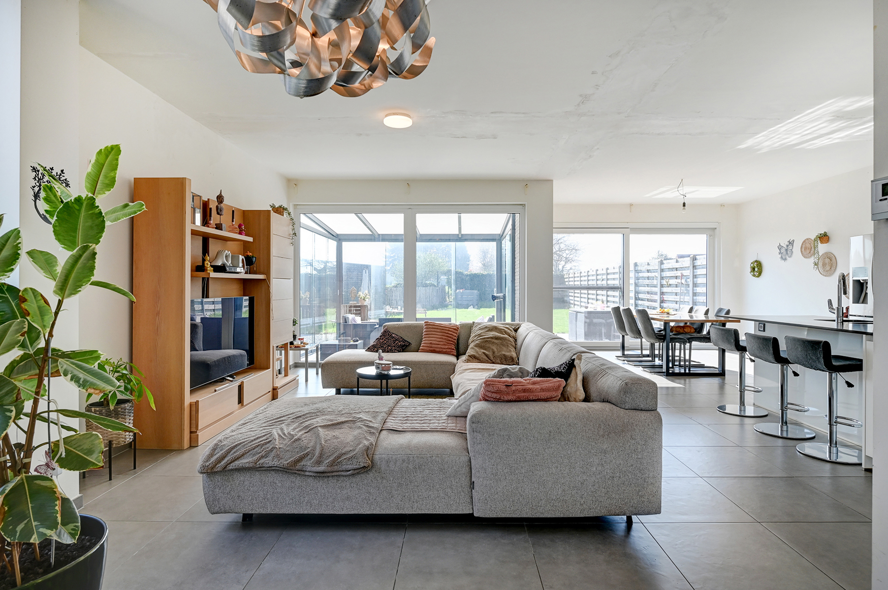 Moderne, lichtrijke gezinswoning met 3 slaapkamers nabij groene omgeving !!! - foto 5