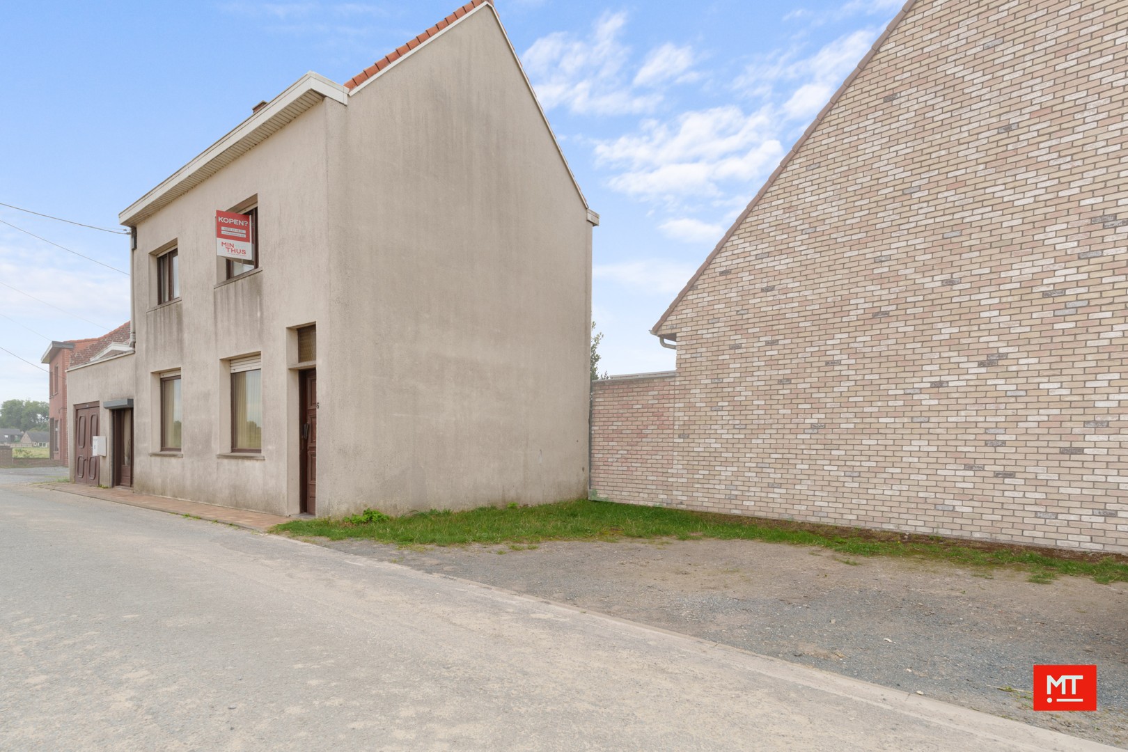 Te renoveren woning met landelijke ligging te Geluwe - foto 1