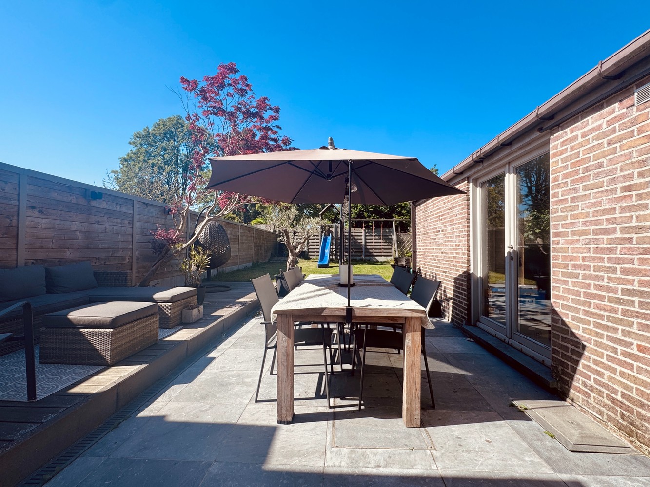 ZEDELGEM: RUIME GEZINSWONING MET 5 SLPKS, GARAGE & TUIN - foto 5