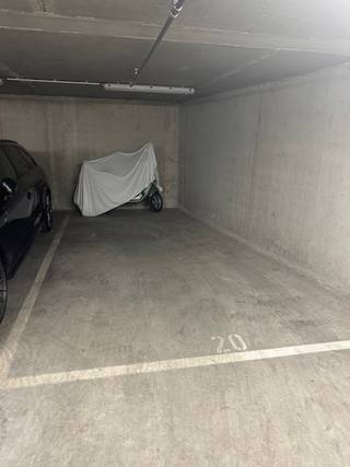 Ondergrondse autostaanplaatsen in hartje MolIn Residentie Vennehof bieden we ondergrondse autostaanplaatsen te huur aan. Ideaal voor wie woont of...