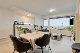 Op de bovenste verdieping vinden we dit instapklare appartement....We betreden de Residentie 'Goudberg' via de achterkant van het gebouw, langs de...