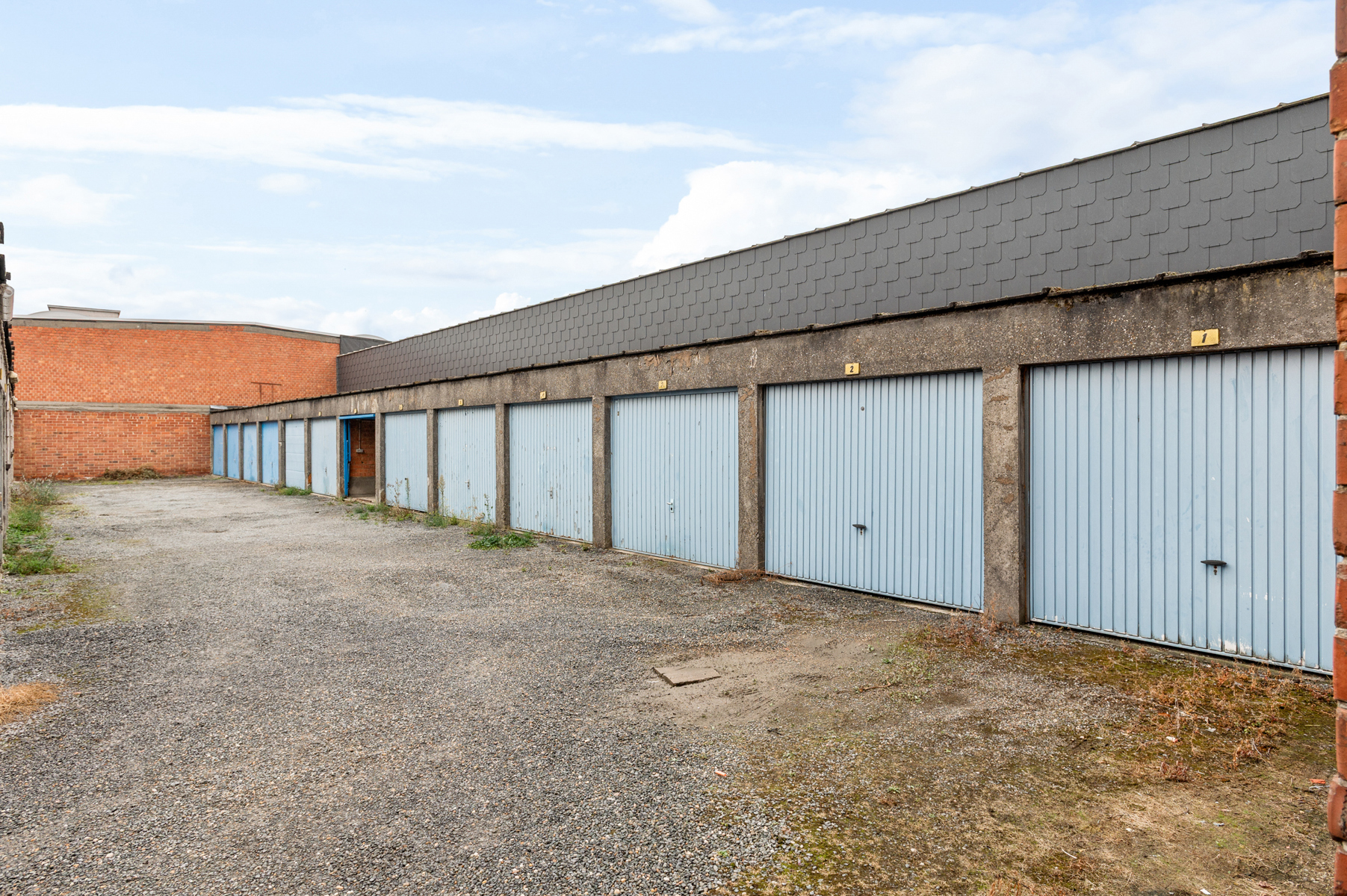 Garagebox in een afgesloten omgeving. - foto 2