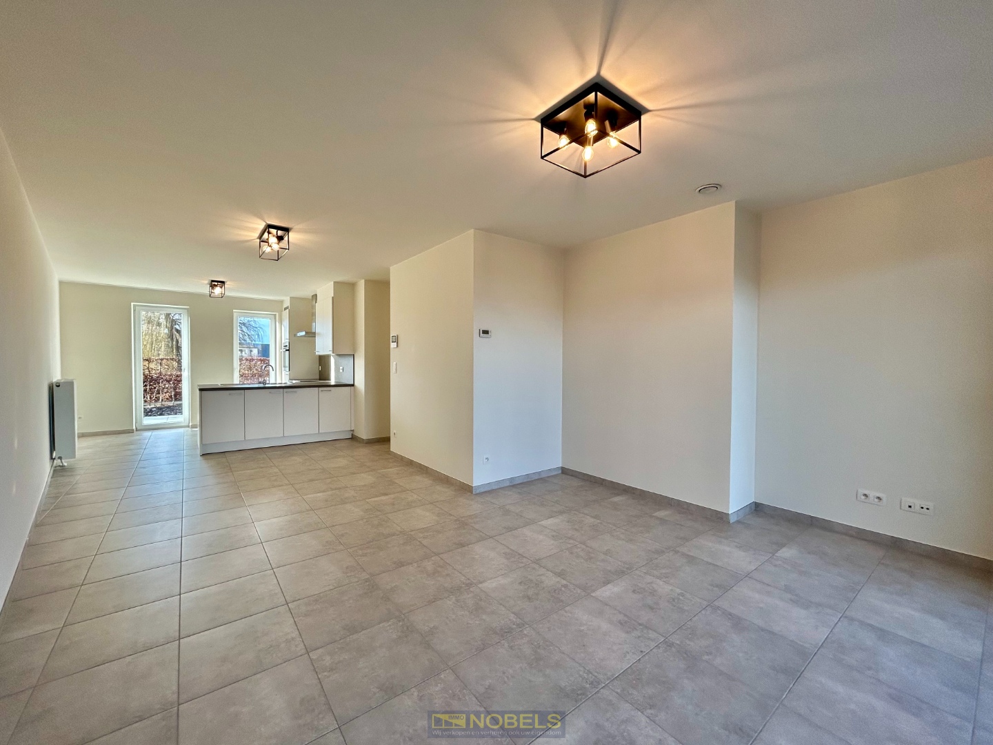 Te huur, energiezuinig appartement met 2 terrassen en garagebox gelegen nabij het centrum van Ronse - photo 2