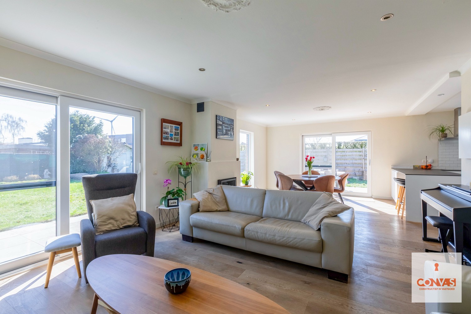 Gerenoveerde woning met zes slaapkamers en zonnige tuin - photo 3