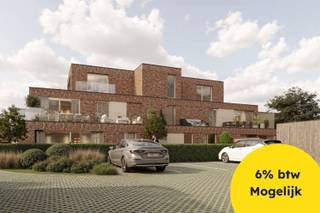 Langs de Gistelsesteenweg ter hoogte van nummer 8 in het landelijke Westkerke vinden we naast het befaamde restaurant ‘De Commanderie’ de residentie ‘Lauriette’ terug een nieuw te bouwen residentie bestaande uit 7 appartementen, waarvan 1 exclusieve penthouse, 7 garageboxen en 9 autostaanplaatsen. <br /><br />Dit project combineert tijdloze architectuur met modern wooncomfort en energiezuinige technieken en biedt een unieke kans om te wonen in een rustige omgeving met alle voorzieningen binnen handbereik.<br /><br />De appartementen worden gekenmerkt door een hedendaagse uitstraling met oog voor detail en kwalitatieve materialen. Grote raampartijen zorgen voor een overvloed aan natuurlijk licht en creëren een aangename, open leefruimte. <br />De doordachte indelingen staan garant voor optimaal ruimtegebruik en een comfortabele woonbeleving, zowel voor eigen bewoning als voor wie op zoek is naar een investering.<br /><br />Appartement 0.03 bevindt zich op de gelijkvloerse verdieping en heeft een bewoonbare oppervlakte van 115,55 m² en biedt een mooie tuin met terras aan. Dit appartement bestaat uit een inkomhal met apart toilet en berging, een leefruimte met open ingerichte keuken en separate keukenberging. Daarnaast zijn er nog 2 slaapkamers en een badkamer. (Vg, Wg, Gmo, Gvkr, Gvv) ~ E-peil: max E30 ~ Ref. OU28806<br /><br />Dankzij de gunstige ligging geniet u van een vlotte verbinding naar het centrum van Oudenburg en Gistel. Daarnaast zijn de grootsteden, zoals Oostende en Brugge vlot bereikbaar. <br />Winkels, scholen, openbaar vervoer en belangrijke verbindingswegen bevinden zich in de nabije omgeving. Hierdoor combineert dit project de rust van een deelgemeente met de bereikbaarheid van verschillende steden. <br /><br />Dit project biedt u de kans om te wonen in een nieuwe, stijlvolle woning die u binnen de voorziene afwerkingsbudgetten naar eigen smaak kan personaliseren.<br />Bent u op zoek naar een hedendaags appartement met kwalitatieve afwerking, energiezuinig comfort en een uitstekende ligging in Westkerke? Dan biedt dit project u de kans om te wonen in een nieuw, stijlvol appartement dat u binnen de voorziene afwerkingsbudgetten naar eigen smaak kan personaliseren. <br /><br />Vraag gerust naar ons lastenboek, plannen en een duidelijke prijsraming op kantoor.<br />Voor meer uitleg maken wij graag met u een afspraak voor een persoonlijk gesprek! <br />Tot binnenkort? Residentie Vastgoed<br />Residentie Vastgoed treedt niet op als bemiddelaar maar als verkoper van het onroerend goed.