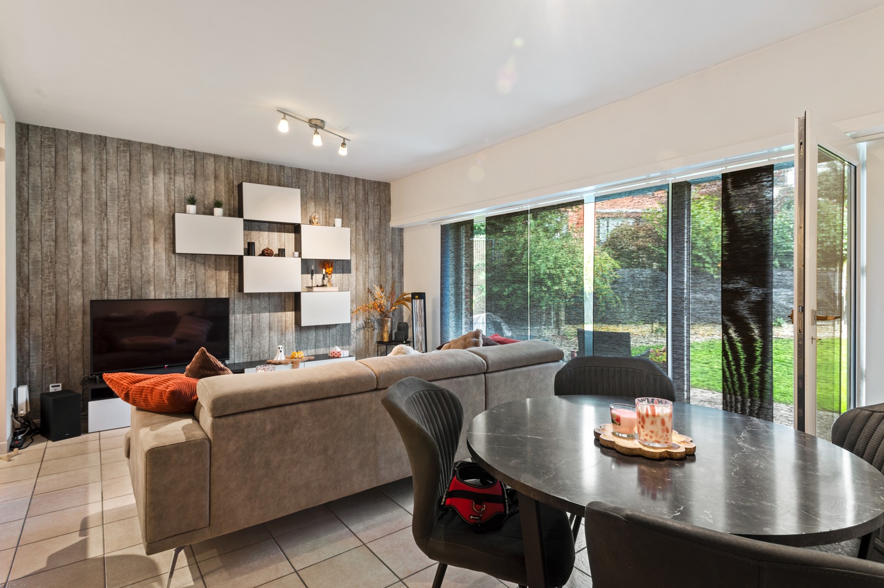 Gelijkvloersappartement met zonnige tuin, garage en staanplaats - foto 5