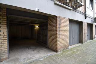 Garage te huur in het centrum van Gullegem,gelegen bij residentie 'De Gulle', met afmetingen 3m op 5,5m.Interesse of meer info? Bel ons op...