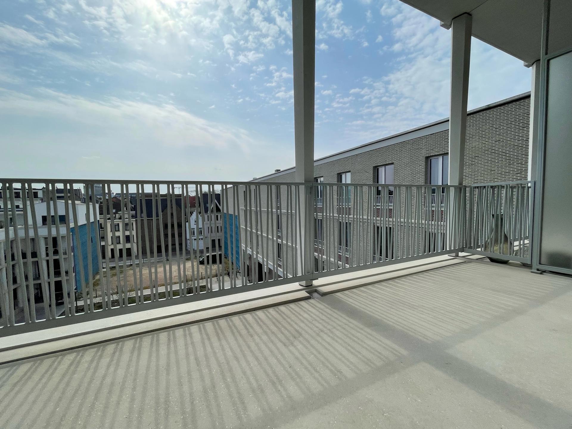 Recent appartement met ruim terras nabij het Eilandje - foto 4