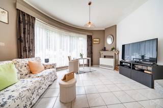 Infos: bruxelles.ouest@weinvest.be of 02 315 77 22 | Gelegen op de begane grond van een klein gebouw, zal dit appartement u charmeren door...