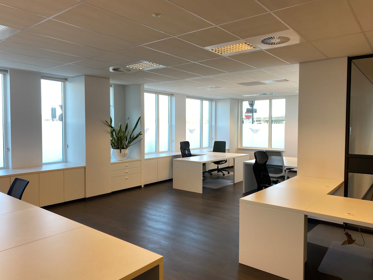 Gelijkvloerse kantoorruimte van ca. 319 m² op Westwing Park - foto 3