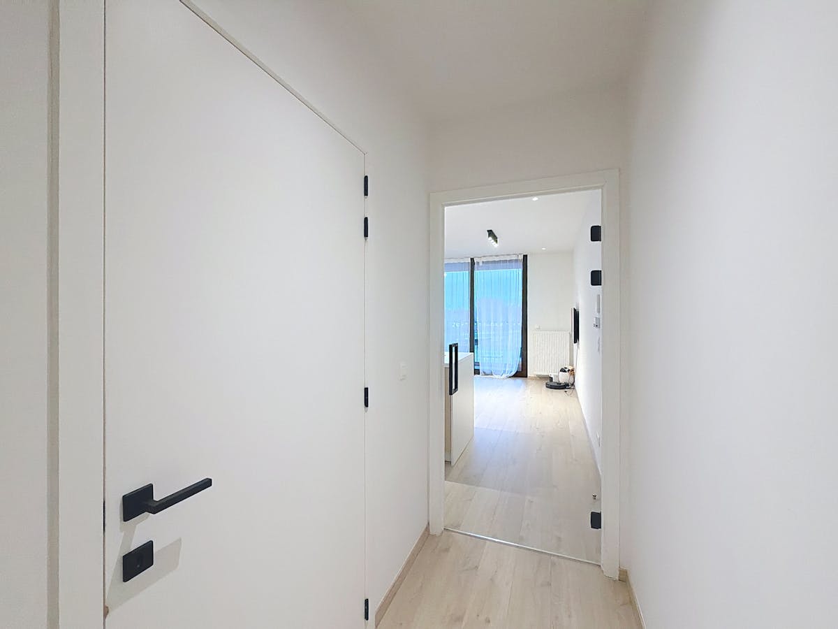 Modern appartement met 1 slaapkamer te huur nabij station Brugge - foto 4