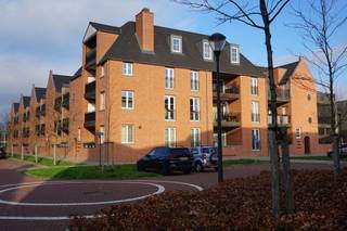 Prachtig afgewerkt 3-kamer appartement van ca. 87 m² op de eerste verdieping van residentie Limfa in Baarle-Hertog, met eigen parkeerplaats en...