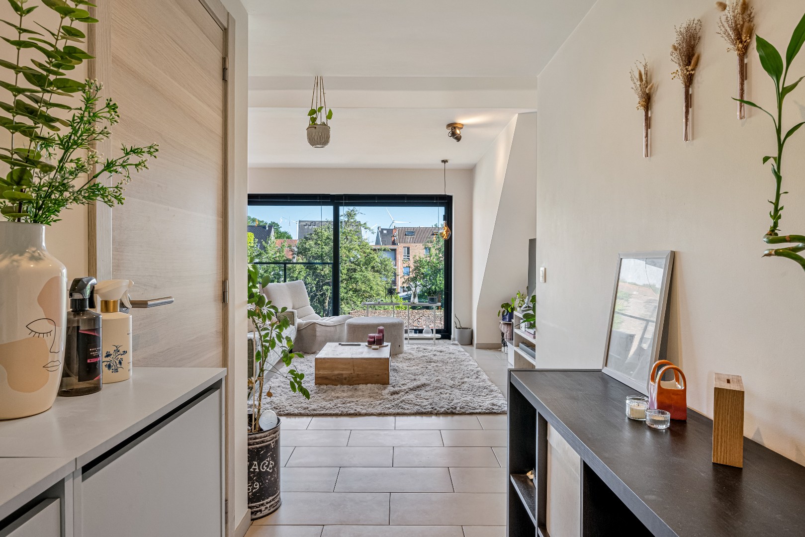Knap recent appartement in kleine residentie - foto 1