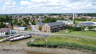 Luxueus en energiezuinig appartement met fenomenaal uitzicht!Aan de oevers van de Schelde werd een historisch bedrijfsgebouw met de grootste zorg in...