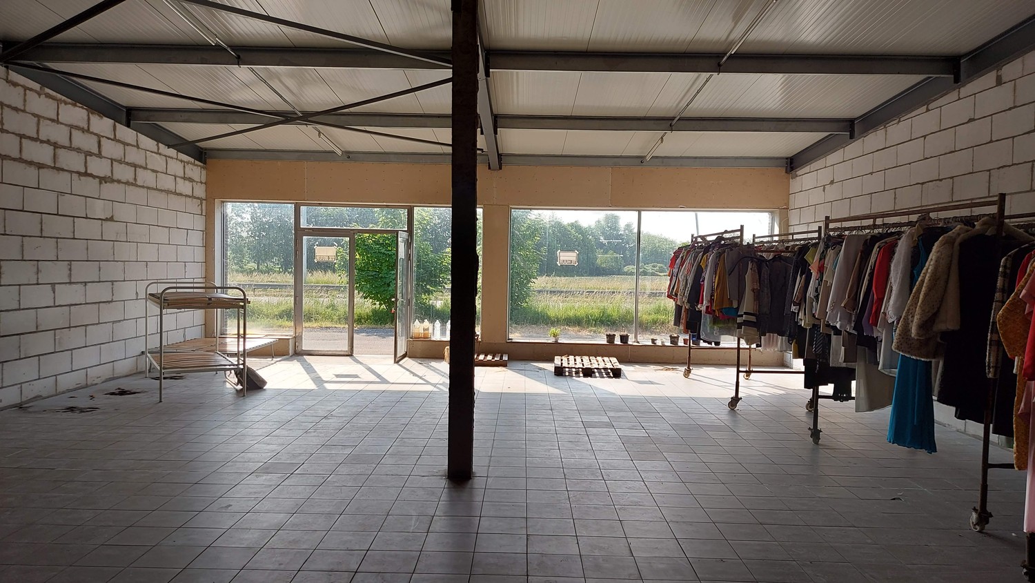 Commercial à louer à Nazareth - photo 4