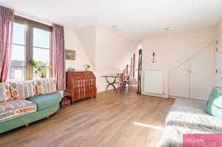 Luxe duplexappartement te koop in hartje 's-Gravenwezel.Bent u op zoek naar een stijlvol en lichtrijk duplex-appartement op een toplocatie? Dit ruime...