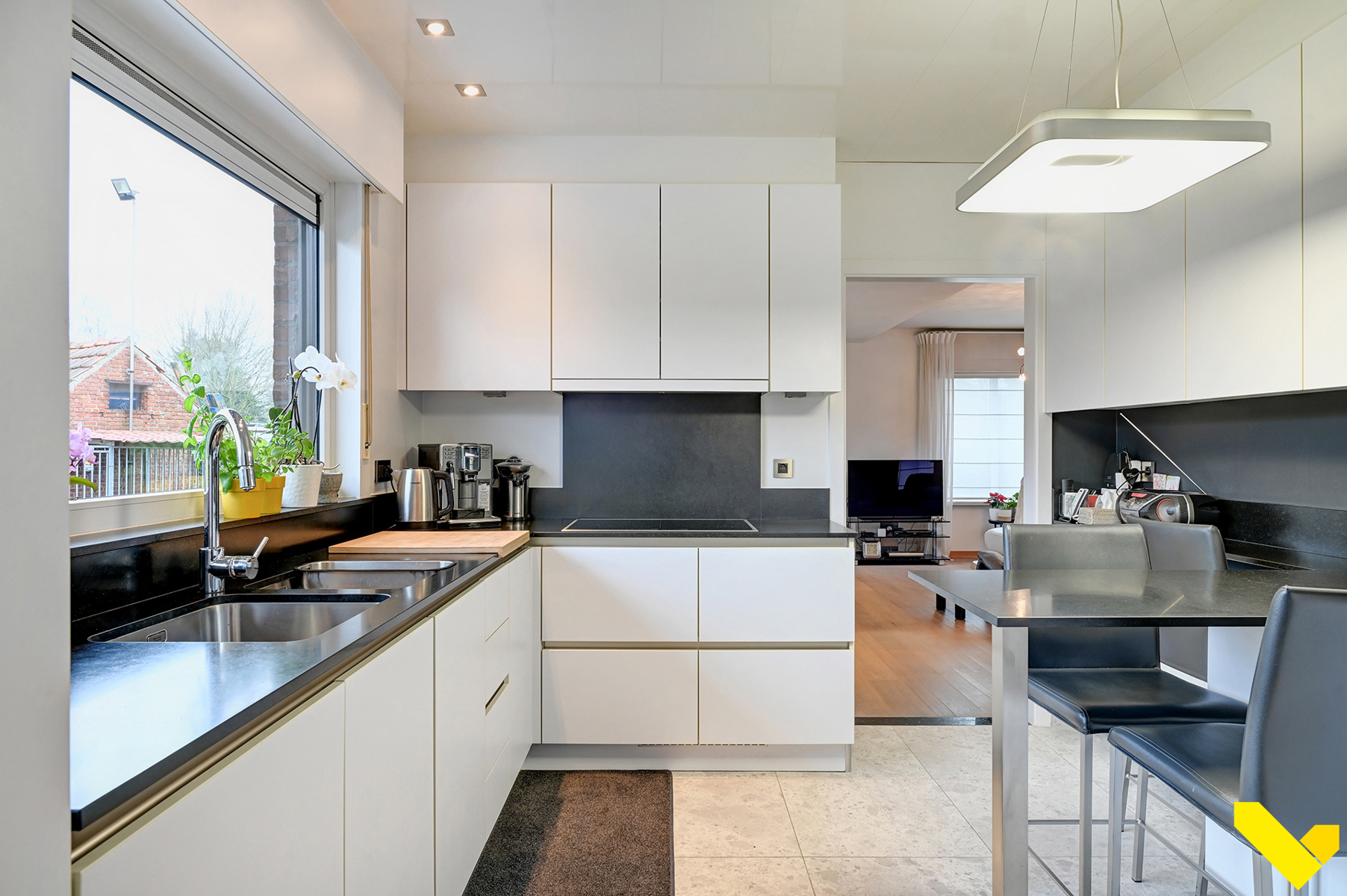 Instapklare, ruime gezinswoning met 3 slaapkamers - foto 3