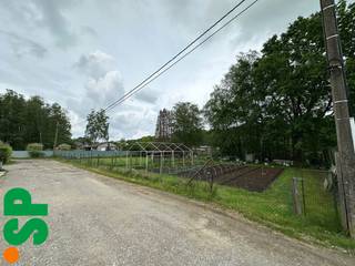 Droomt u van een plek midden in de natuur, waar rust en ruimte centraal staan? Ontdek dit perceel van 1.021 m² recreatiegrond, ideaal gelegen in...