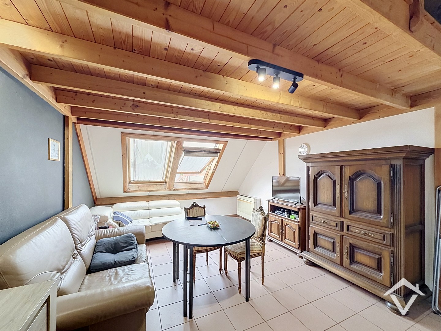 Ruime studio met aparte badkamer te Roeselare - foto 4