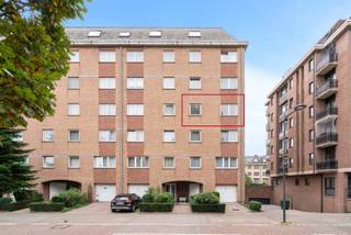 [[ DIT PAND NEEMT DEEL AAN DE ERA OPEN HUIZEN DAG OP 6/12 VAN 13:00 TOT 14:00 ]]Instapklaar appartement op de 3de verdieping met 2 slaapkamers,...