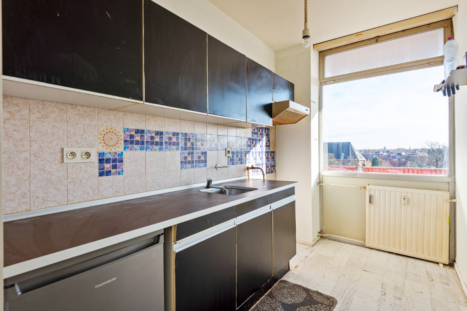 Te renoveren appt. met 2 slpk en terras te hartje Hoboken! - foto 5