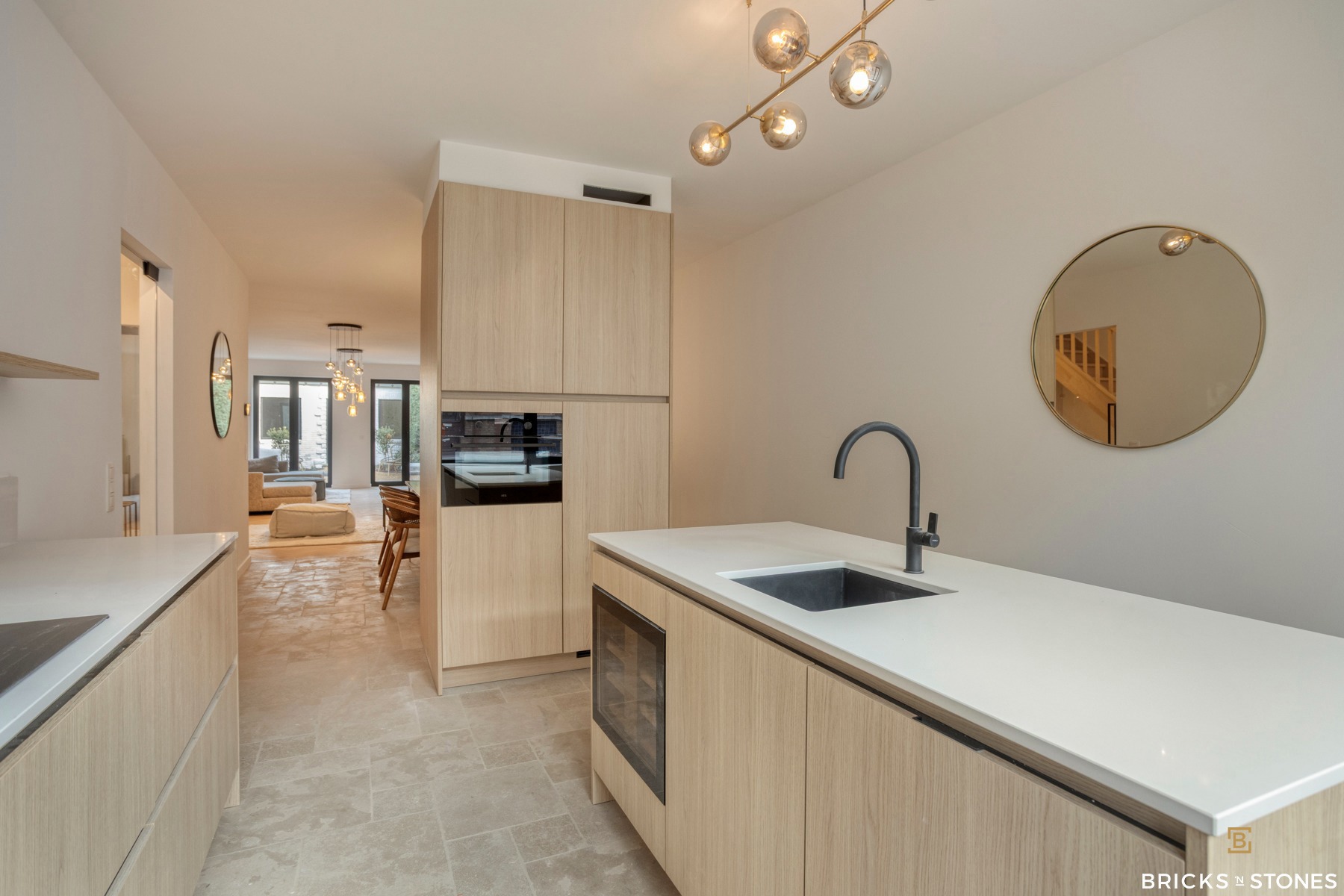 Nieuwbouw eengezinswoning van 235 m² met tuin - foto 3