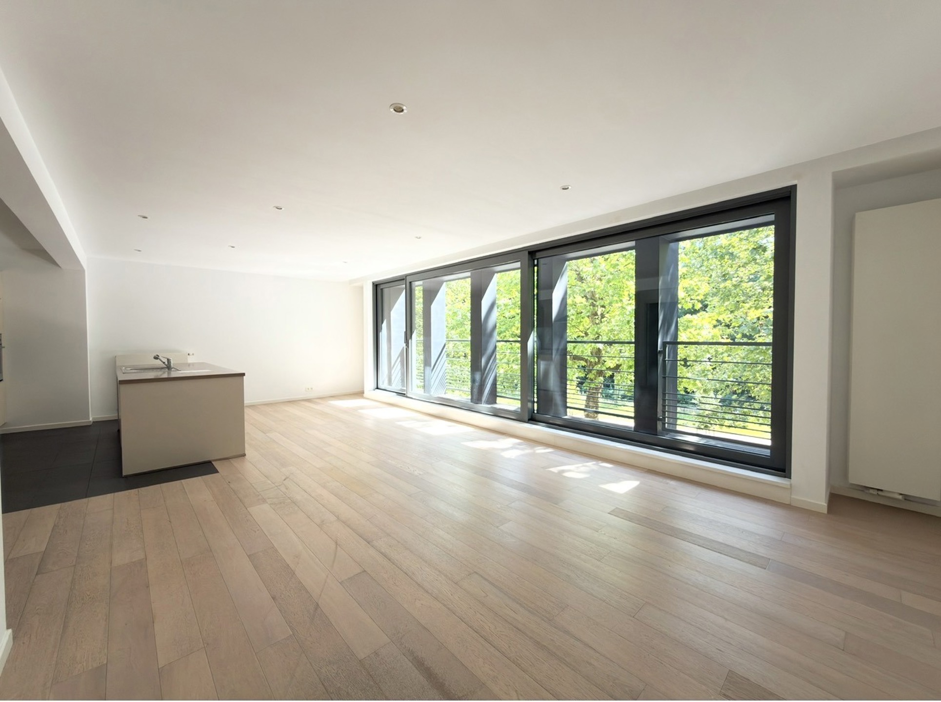 Mooi appartement met twee slk in een klein flatgebouw - foto 4